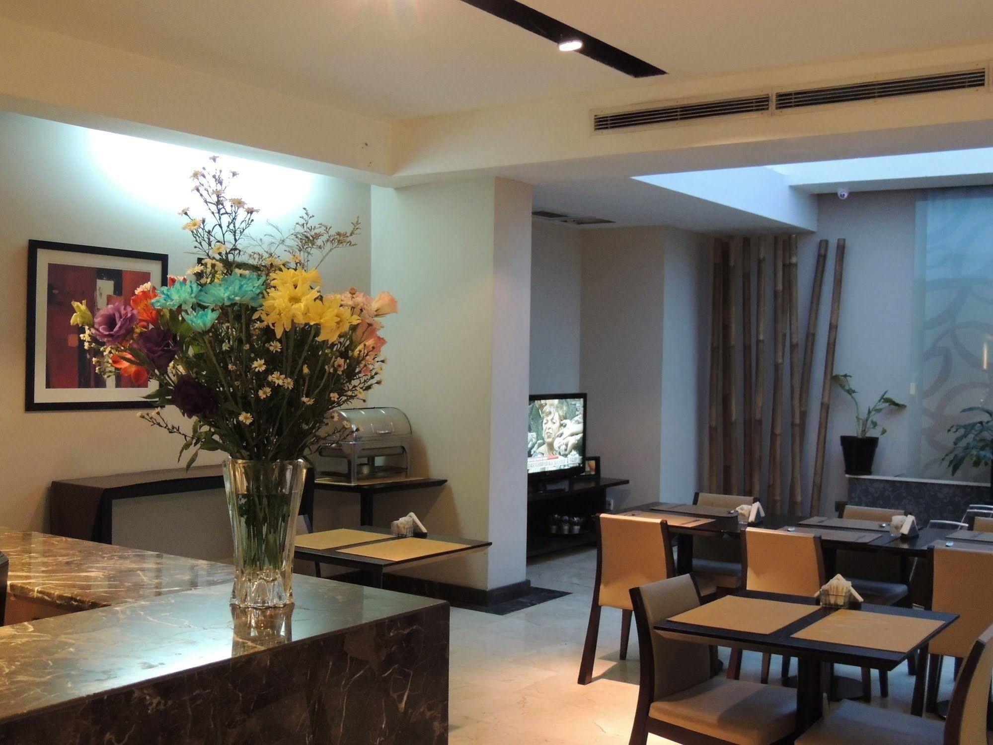 Galerias Hotel Buenos Aires Eksteriør billede